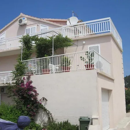 아파트 In With Sea View, Terrace, Air Conditioning, Wi-fi