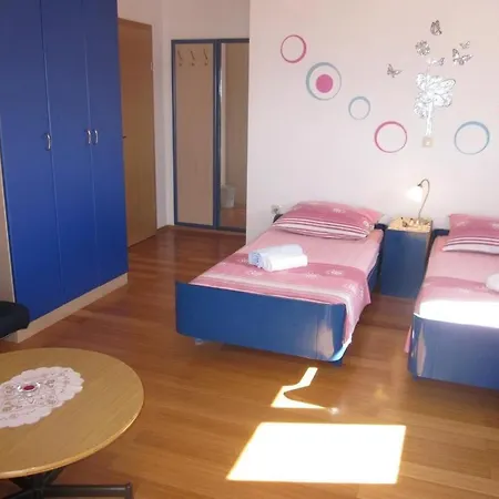 In With Sea View, Terrace, Air Conditioning, Wi-fi 아파트 *
